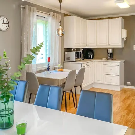 Lovely In Ellingsoy Appartement